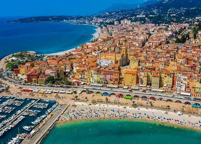 Beau 2 Pieces,Terrasse, Parking Menton Centre